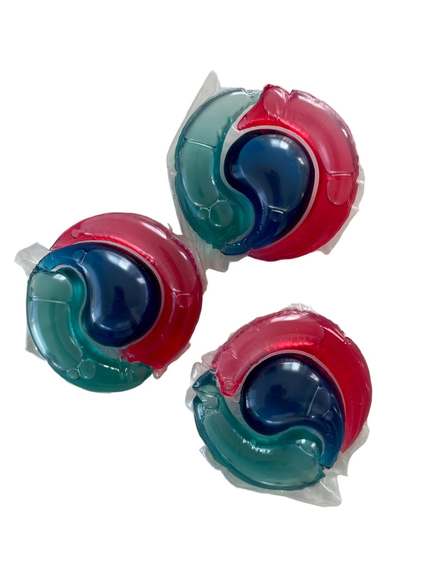 Omino Bianco IdroCaps Laundry Detergent + Stain Remover White Musk